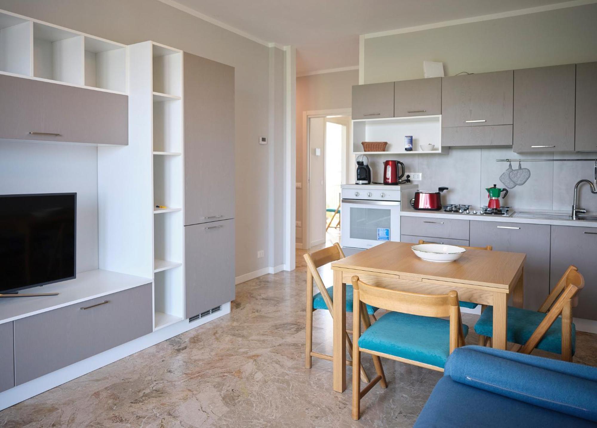 Casa Ierardi - Appartamento Arona Bellavista エクステリア 写真